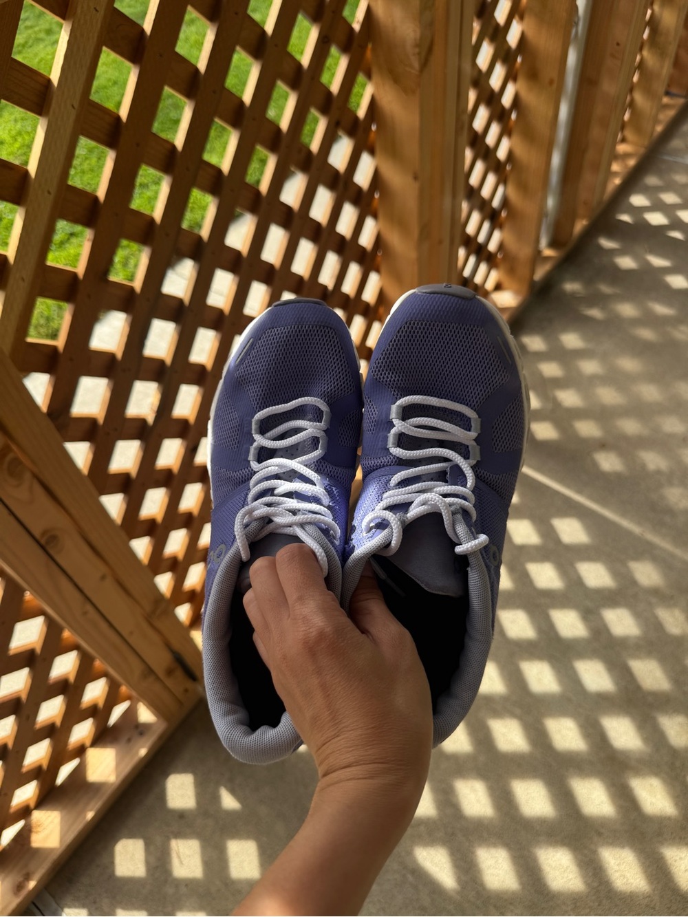 On Running Cloud 5 Blueberry Feather